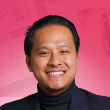 Coach Hakim Qursin